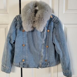 Denim Jacket . Faux Fur Collar Removable. Fleece Lining Removabke. Med.